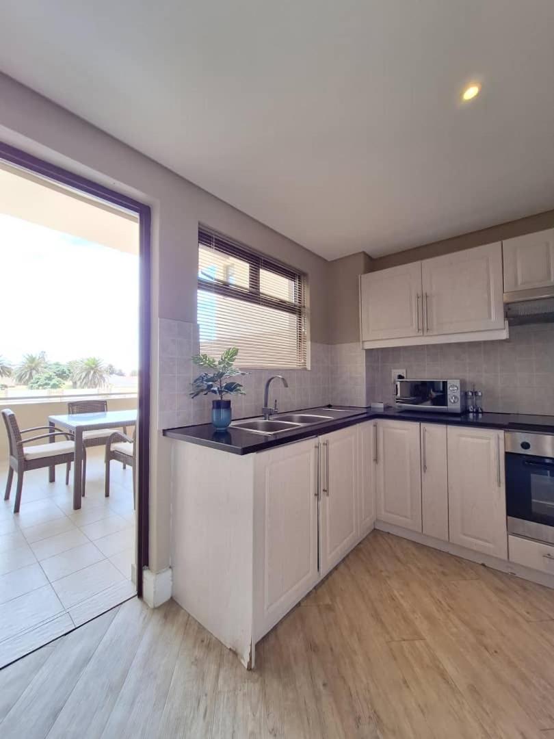 Camere Da Letto- Hotel-On-The Beach Self Catering Свакопмунд Екстер'єр фото